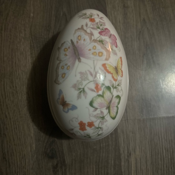 Avon porcelain egg - Picture 2 of 6